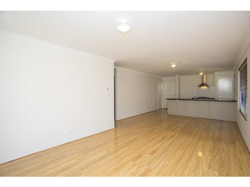 36 Tramontane App, Caversham WA 6055