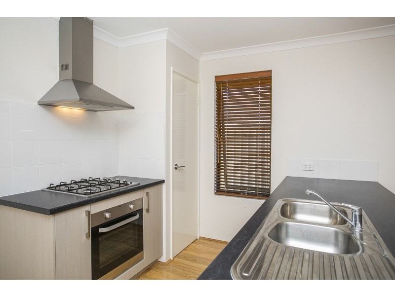 36 Tramontane App, Caversham WA 6055