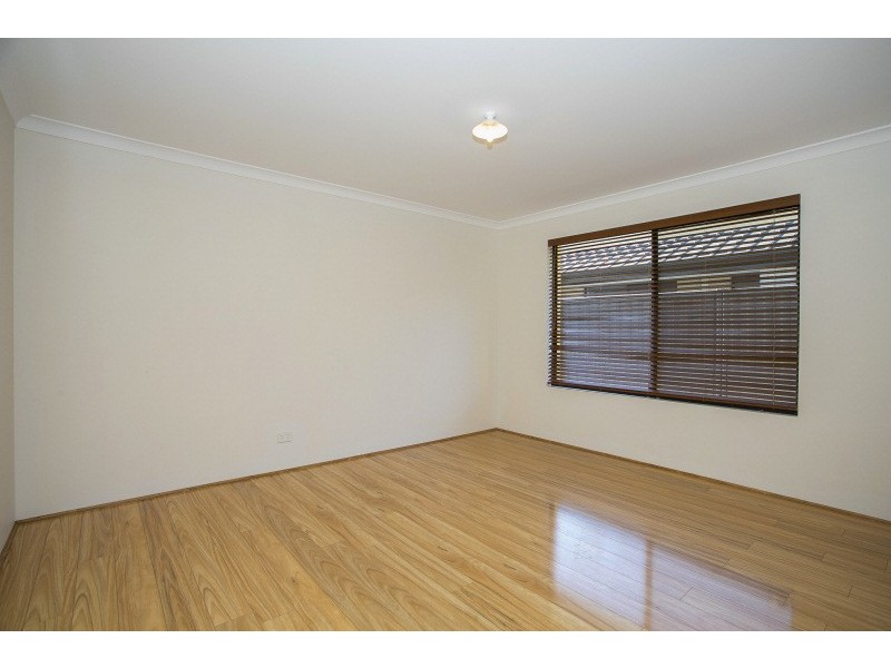 36 Tramontane App, Caversham WA 6055