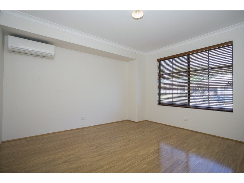 36 Tramontane App, Caversham WA 6055