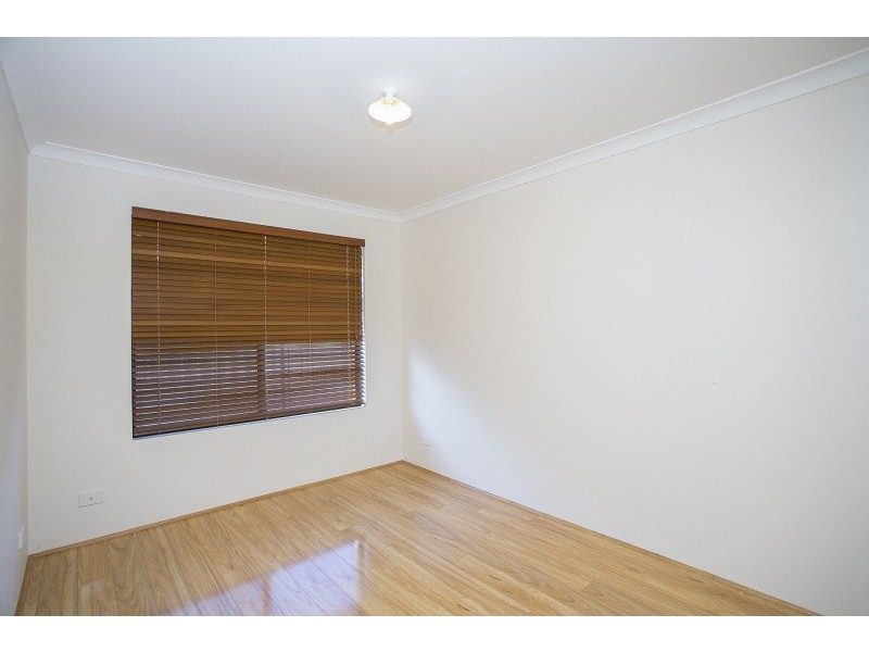 36 Tramontane App, Caversham WA 6055