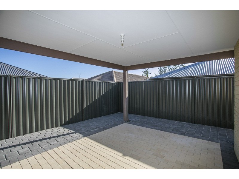 36 Tramontane App, Caversham WA 6055
