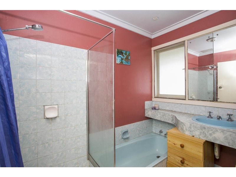 5 Clarice Court, Langford WA 6147