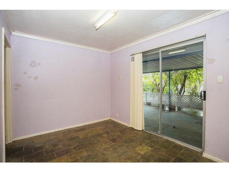 5 Clarice Court, Langford WA 6147