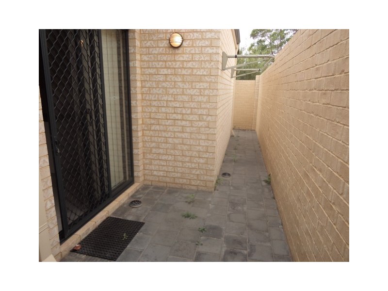 46 Eastdene Circle, Nollamara WA 6061