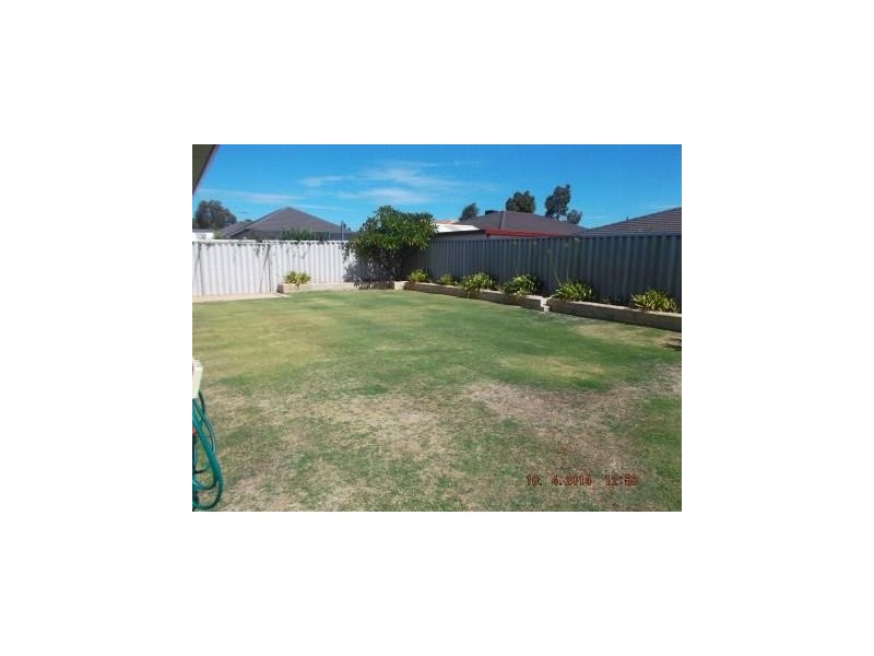 7 Garganey Pass, Beechboro WA 6063