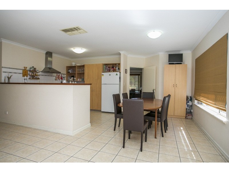 28 Salmar Way, Westminster WA 6061