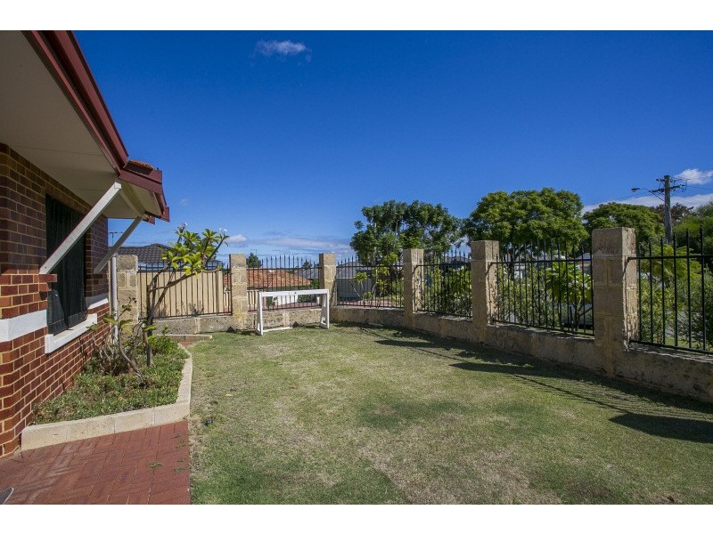 28 Salmar Way, Westminster WA 6061