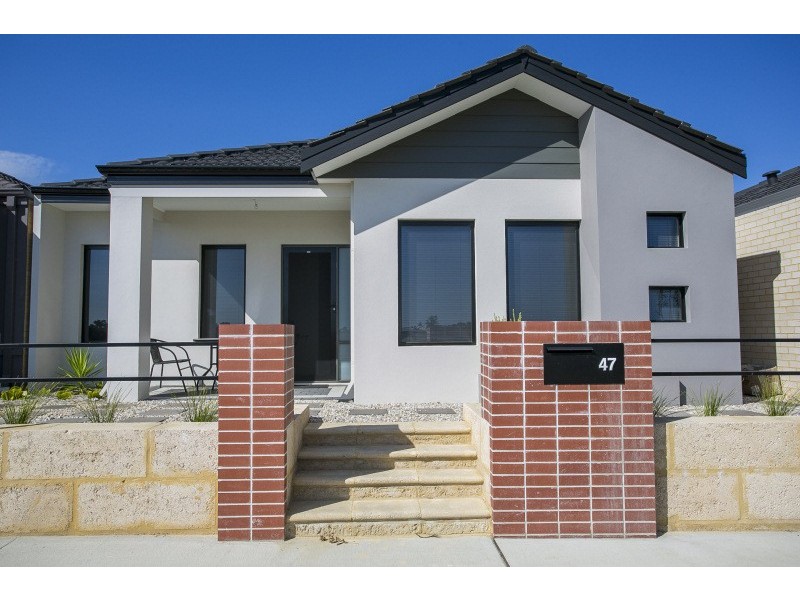 47 Summerville Boulevard, Caversham WA 6055