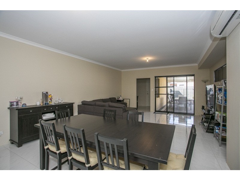 47 Summerville Boulevard, Caversham WA 6055