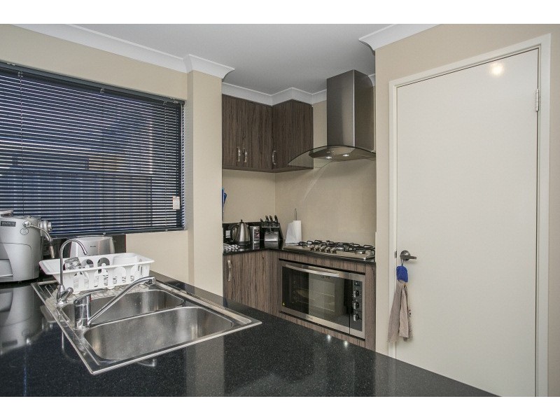 47 Summerville Boulevard, Caversham WA 6055