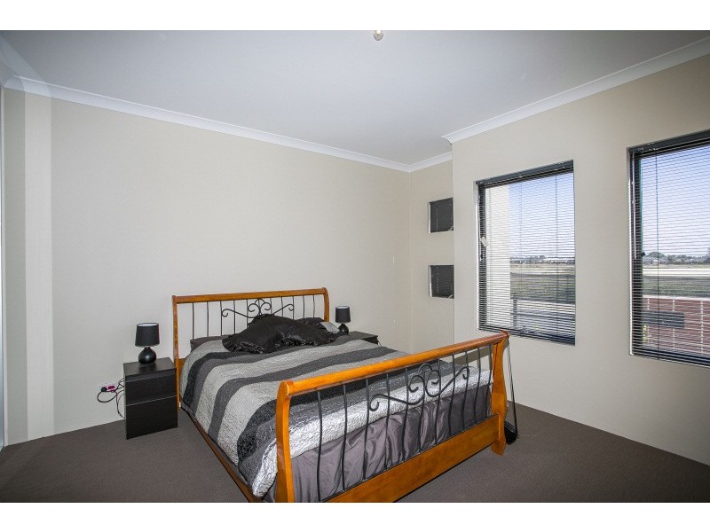 47 Summerville Boulevard, Caversham WA 6055