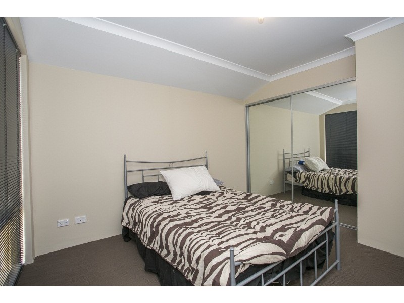 47 Summerville Boulevard, Caversham WA 6055