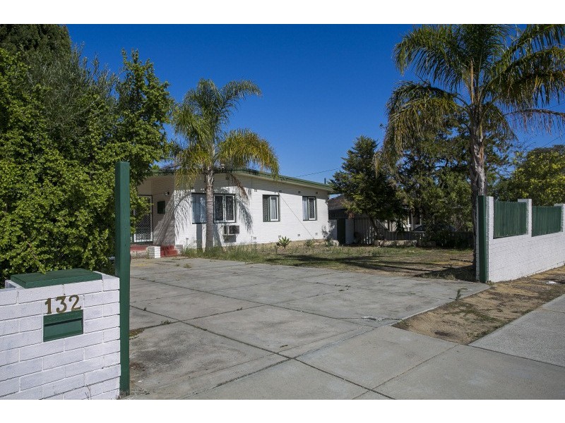 132 Marangaroo Drive, Girrawheen WA 6064