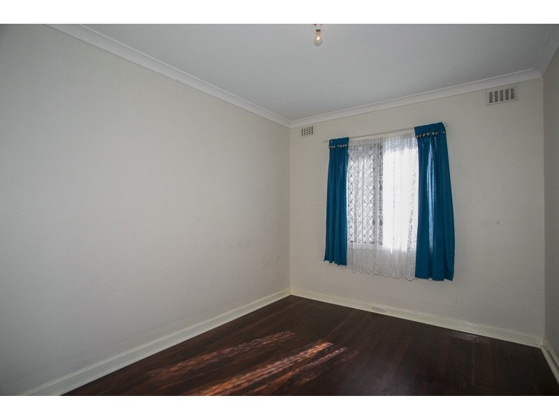 132 Marangaroo Drive, Girrawheen WA 6064
