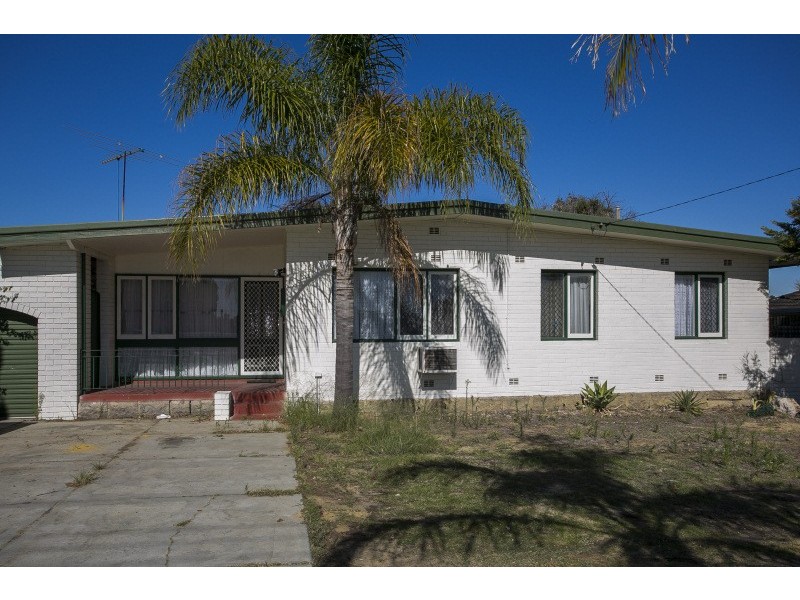 132 Marangaroo Drive, Girrawheen WA 6064