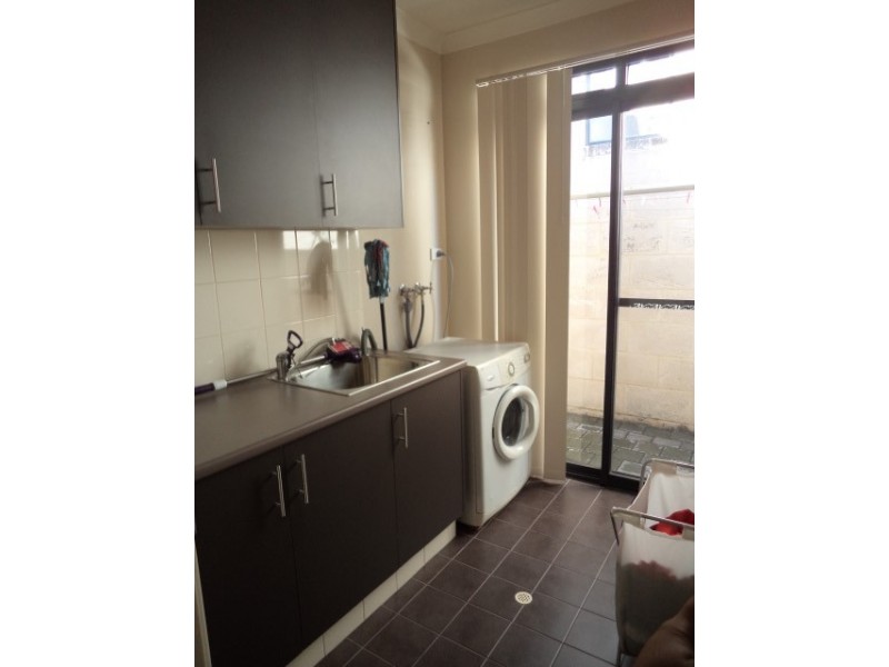 5B Decima, Innaloo WA 6018