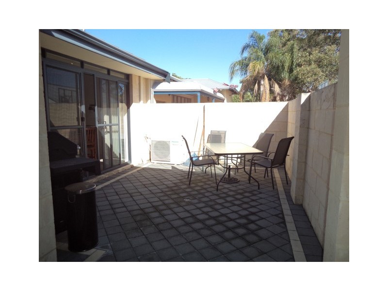 5B Decima, Innaloo WA 6018