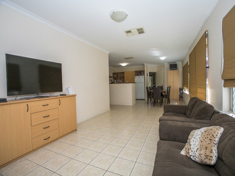 28 Salmar Way, Westminster WA 6061