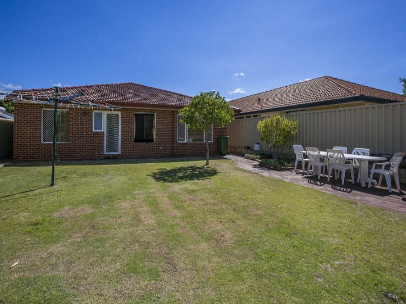 28 Salmar Way, Westminster WA 6061