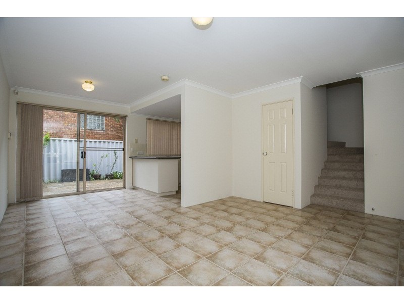 2/12 Melrose St, Leederville WA 6007