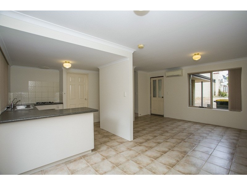 2/12 Melrose St, Leederville WA 6007