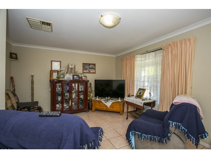 46 Hudson Way, Girrawheen WA 6064