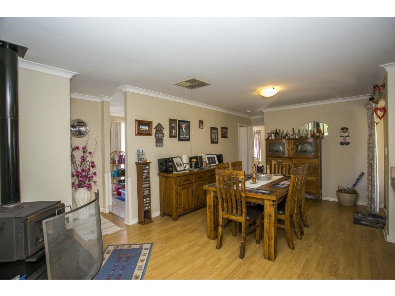 46 Hudson Way, Girrawheen WA 6064