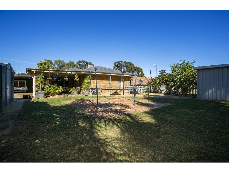 46 Hudson Way, Girrawheen WA 6064