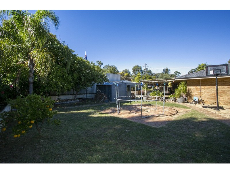 46 Hudson Way, Girrawheen WA 6064