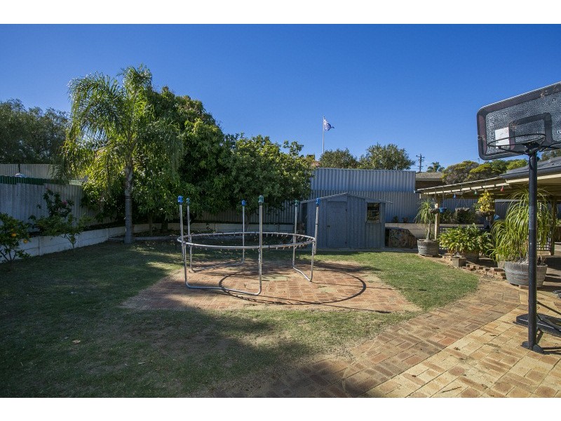 46 Hudson Way, Girrawheen WA 6064