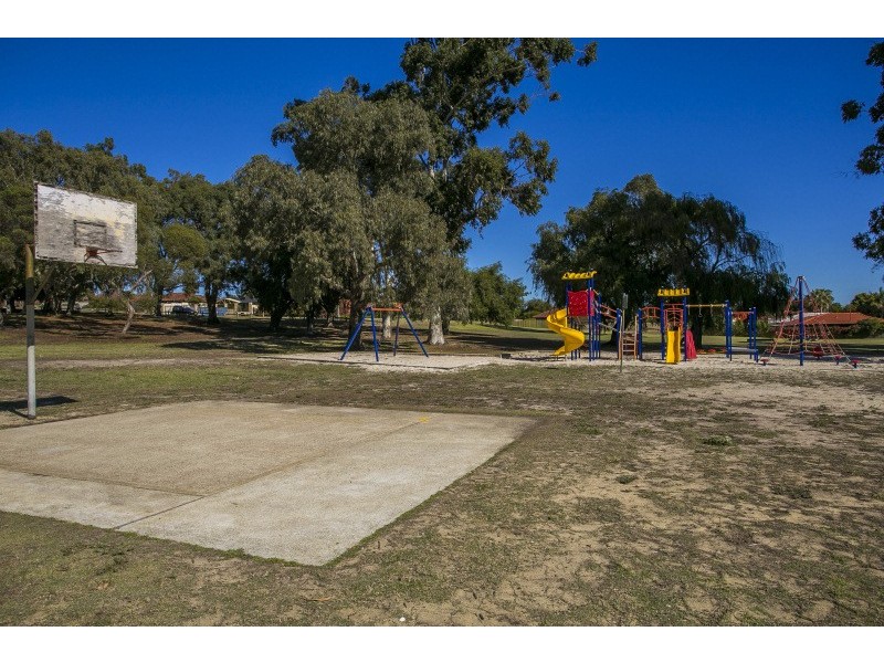 46 Hudson Way, Girrawheen WA 6064