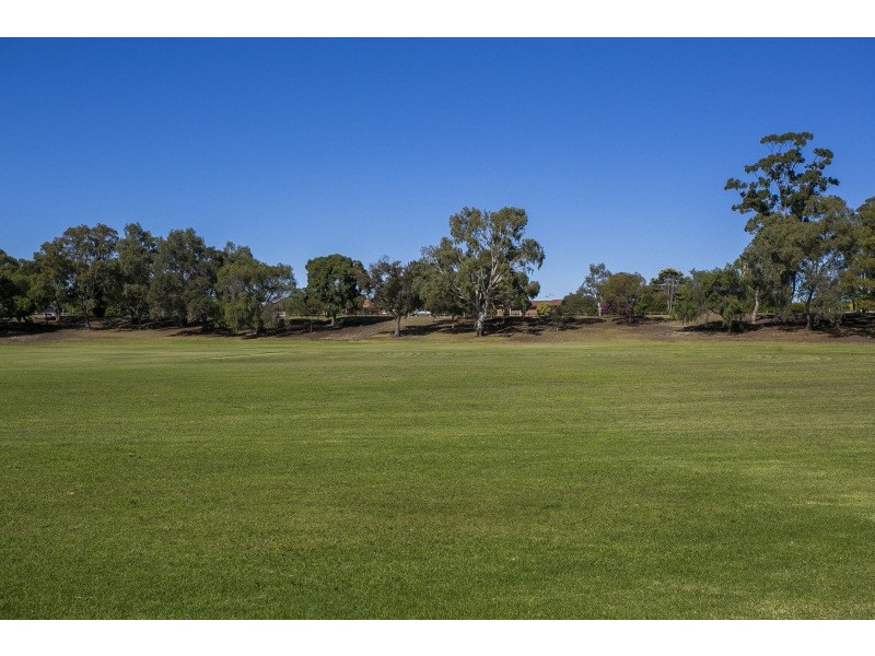 46 Hudson Way, Girrawheen WA 6064