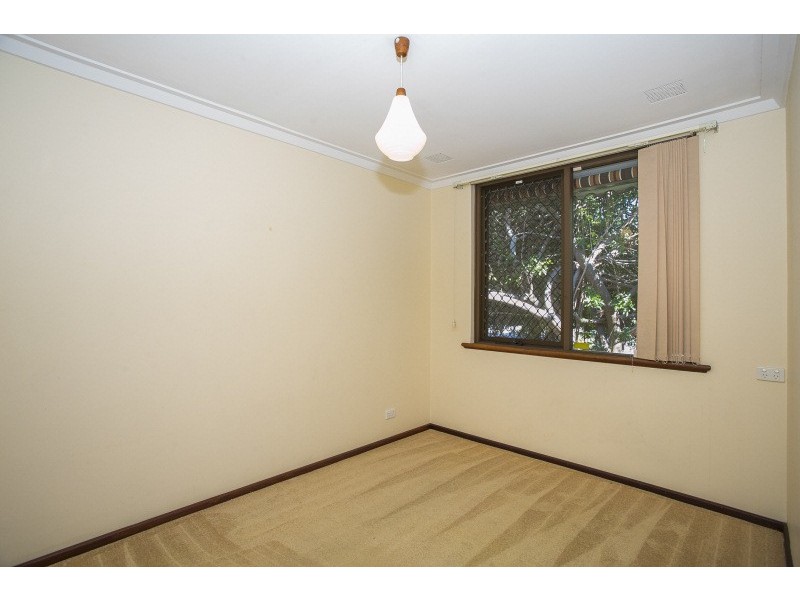 5 Abbott Way, Swan View WA 6056