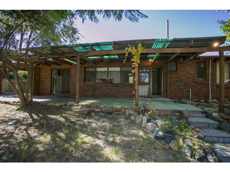5 Abbott Way, Swan View WA 6056