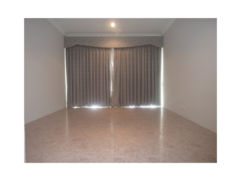 208 Vellgrove Avenue, Parkwood WA 6147