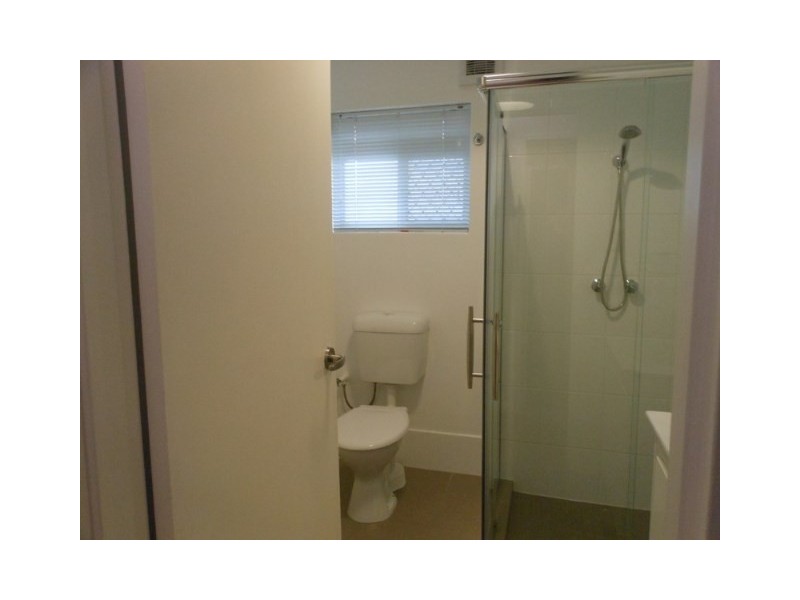 3/22-24 Chester Ave, Dianella WA 6059