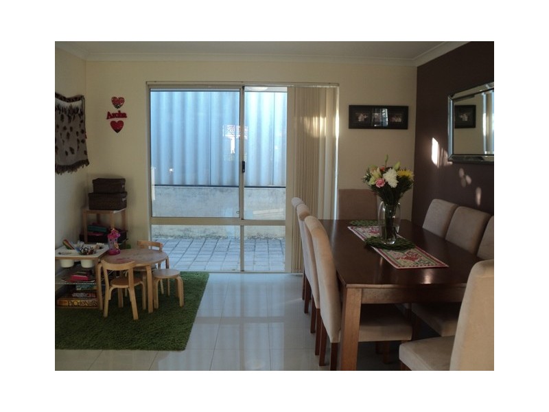 23 Curtin Road, Marangaroo WA 6064