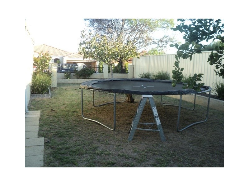 23 Curtin Road, Marangaroo WA 6064