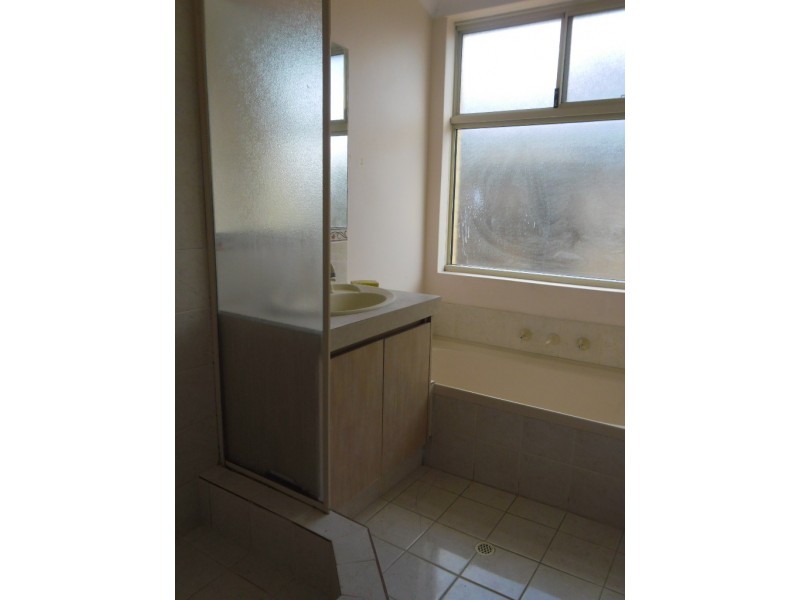 56 Sandown Circle, Henley Brook WA 6055