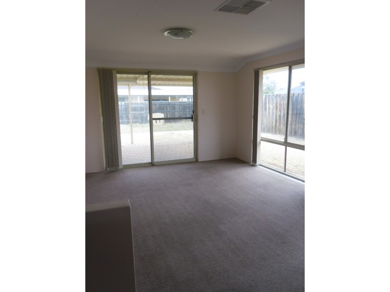 56 Sandown Circle, Henley Brook WA 6055