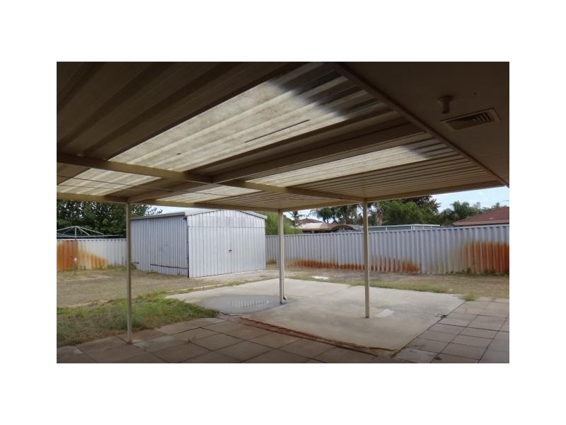 21 Tiber Avenue, Beechboro WA 6063