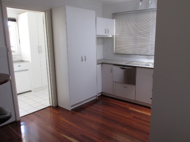 20 Winterton Way, Girrawheen WA 6064