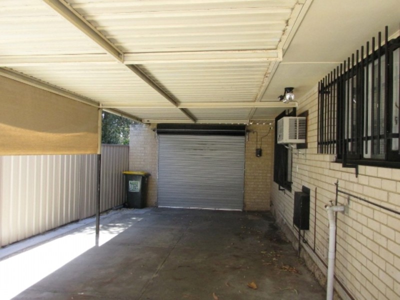 20 Winterton Way, Girrawheen WA 6064