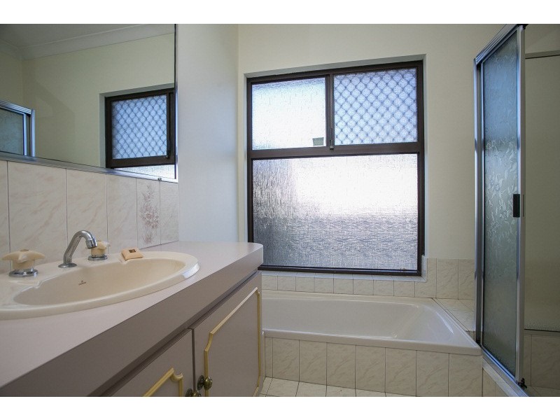 3 Hibiscus Court, Churchlands WA 6018