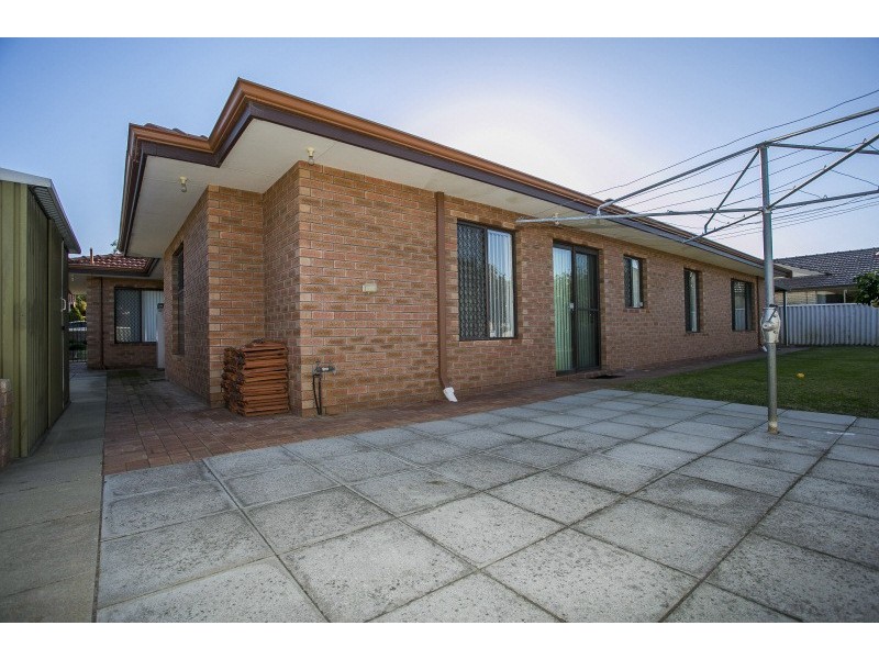 3 Hibiscus Court, Churchlands WA 6018