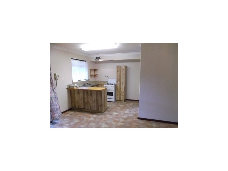 9a Barlee Way, Beechboro WA 6063