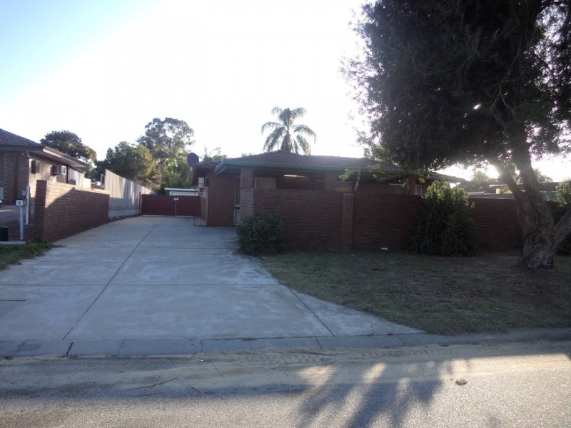 4 Bailey Place, Beechboro WA 6063