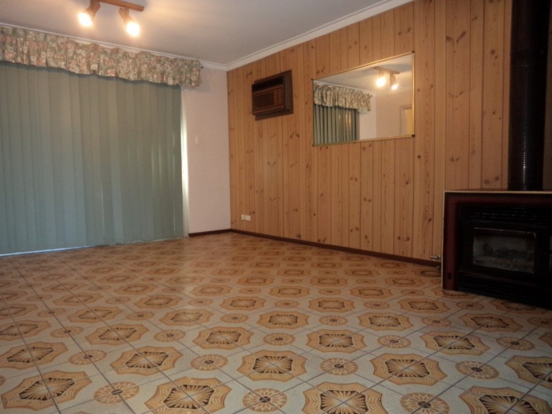 4 Bailey Place, Beechboro WA 6063
