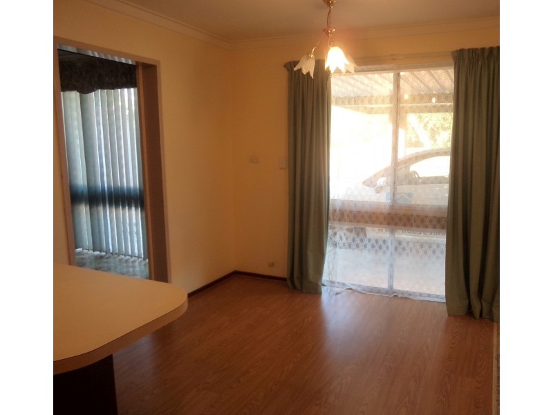 4 Bailey Place, Beechboro WA 6063